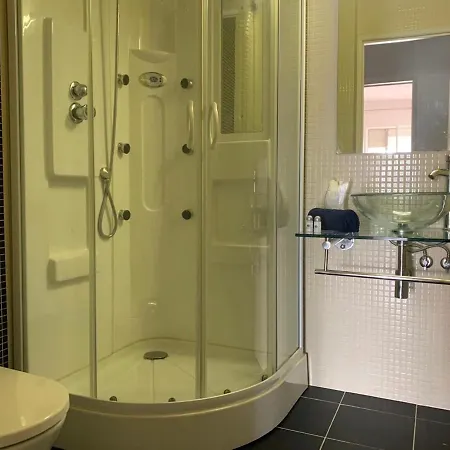 Private With Private Bathroom, Near The Beach